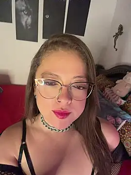 Lilith Desire online show from May 25, 2026, 1:21 pm