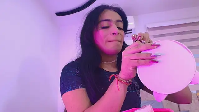 Snapshot of Malaia_thompson_ chatting on May 22, 2026, 11:52 am Malaia thompson online show from May 22, 2026, 11:52 am
