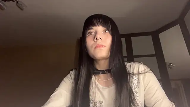 gothicq online show from May 14, 2026, 6:49 pm
