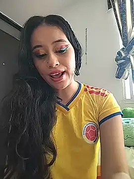 Snapshot of L0lita_Emi12 chatting on July 7, 2026, 5:05 pm L0lita Emi12 online show from July 7, 2026, 5:05 pm