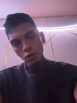 eldelostrucos online show from May 5, 2026, 2:58 am