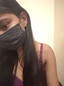 Snapshot of RAGNI-Love chatting on June 1, 2026, 5:07 am RAGNI-Love online show from June 1, 2026, 5:07 am