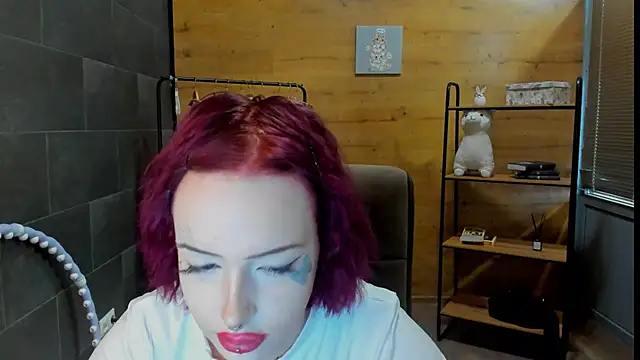 MicheleeHarris online show from May 7, 2026, 9:23 am
