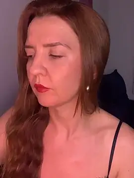 therealgingerr online show from May 11, 2026, 4:25 am