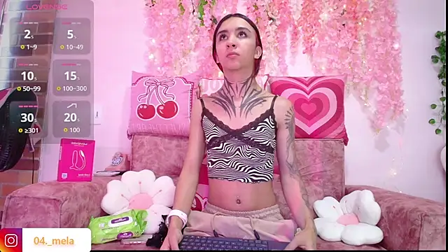naomi femme online show from May 28, 2026, 11:27 am
