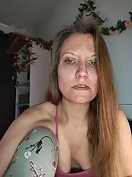 Candy Cougar online show from June 23, 2026, 6:33 am