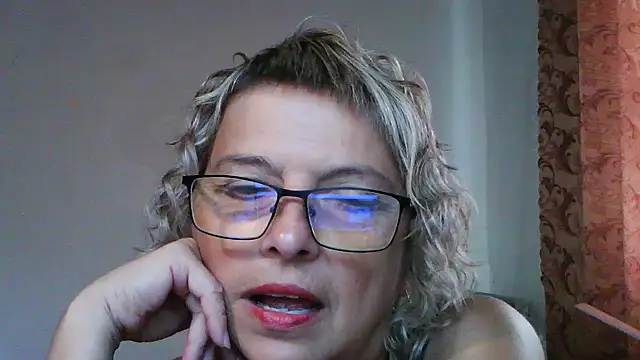 ElizabethGorden online show from August 6, 2026, 5:46 am