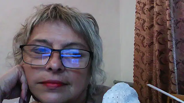 ElizabethGorden online show from July 23, 2026, 4:58 pm
