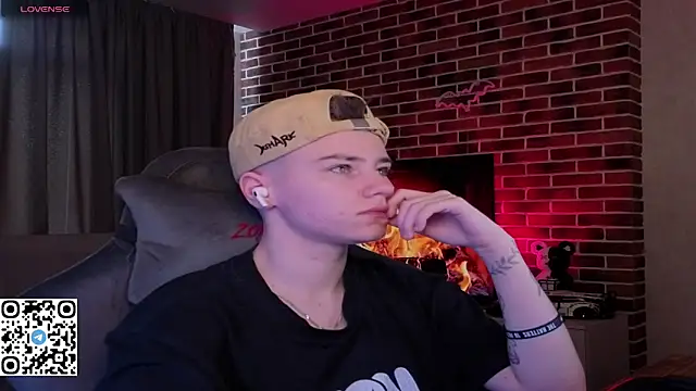 Snapshot of Jean_Willson chatting on May 23, 2026, 12:15 pm Jean Willson online show from May 23, 2026, 12:15 pm