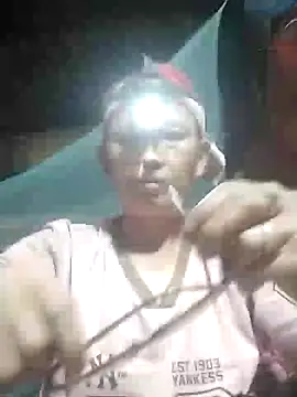 Snapshot of yeuanh1 chatting on May 24, 2026, 9:04 pm yeuanh1 online show from May 24, 2026, 9:04 pm