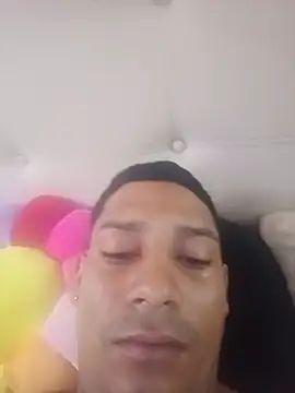Petterleonel123 online show from July 7, 2026, 1:14 pm