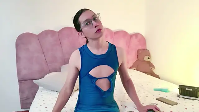 Alexadomina22 online show from August 7, 2026, 3:29 pm