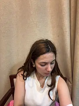 Lilywant online show from May 27, 2026, 4:47 pm