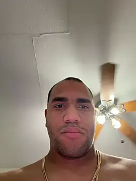 Snapshot of Carr97 chatting on July 3, 2026, 9:54 pm Carr97 online show from July 3, 2026, 9:54 pm