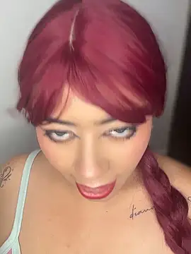 Erikaafox online show from June 16, 2026, 4:01 am