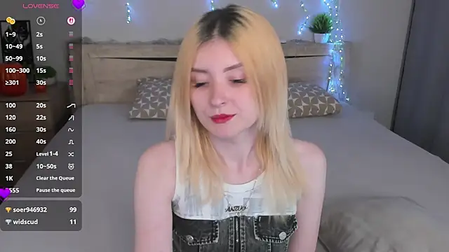 Snapshot of Diiana_Daviis chatting on July 30, 2026, 10:14 am Diiana Daviis online show from July 30, 2026, 10:14 am