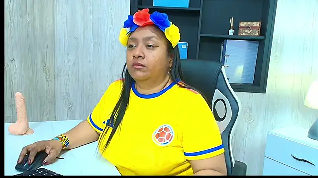 Rachell Carter online show from June 21, 2026, 4:29 am