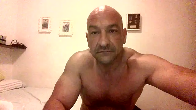 Snapshot of oFg3H5Dj chatting on May 31, 2026, 8:09 pm oFg3H5Dj online show from May 31, 2026, 8:09 pm