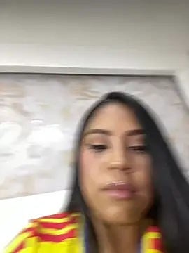 SelenaBella  online show from July 7, 2026, 6:33 pm