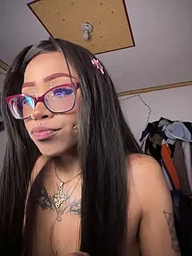 suky fox online show from July 27, 2026, 9:33 pm