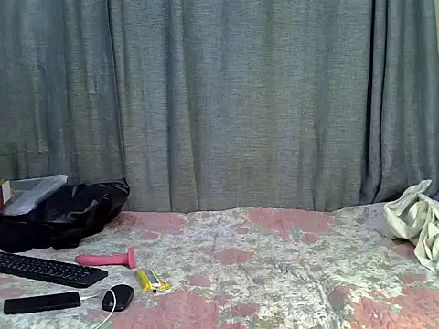 SexGee2020 online show from August 1, 2026, 3:59 am