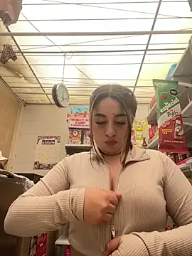 IvySanchez Pinkk online show from June 2, 2026, 5:13 pm