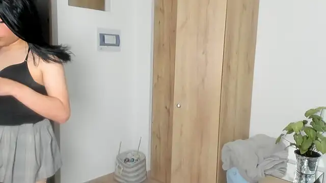 naomimoore828 online show from June 25, 2026, 8:36 pm