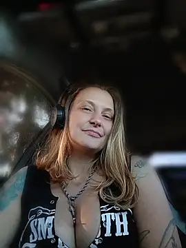 Lust2Dust online show from May 18, 2026, 1:39 am