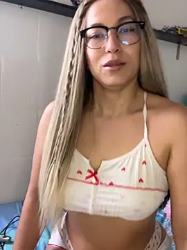 Mileyjenner1 online show from May 8, 2026, 12:53 pm