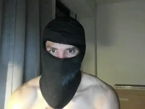 Snapshot of mysterious_muscles chatting on July 16, 2026, 12:29 am mysterious muscles online show from July 16, 2026, 12:29 am