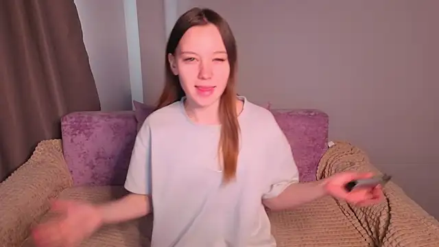 Snapshot of lolytaberry chatting on May 13, 2026, 1:45 am lolytaberry online show from May 13, 2026, 1:45 am