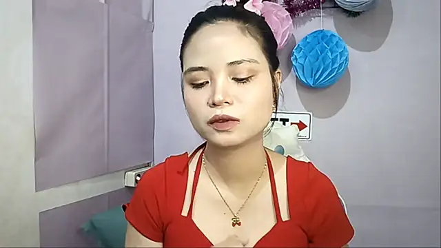Snapshot of FerminaBoutwell chatting on June 18, 2026, 11:26 am FerminaBoutwell online show from June 18, 2026, 11:26 am