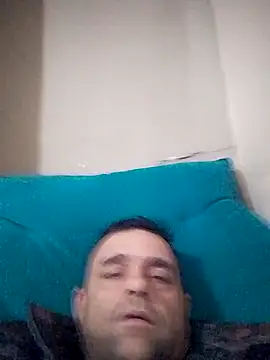 Snapshot of CasalCoupeBrasil chatting on June 18, 2026, 4:00 am CasalCoupeBrasil online show from June 18, 2026, 4:00 am