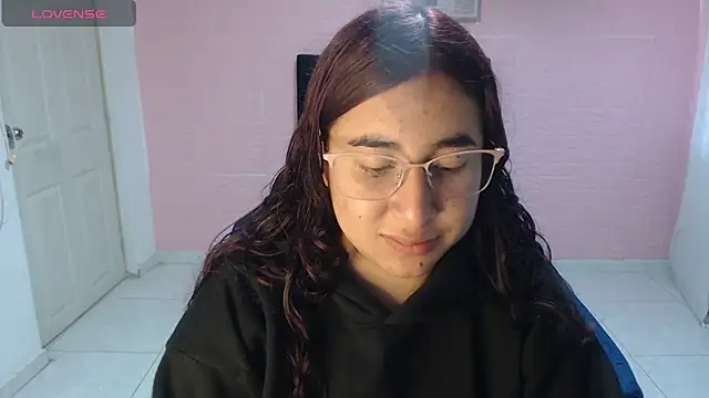 celeste16092020 online show from May 28, 2026, 1:28 pm