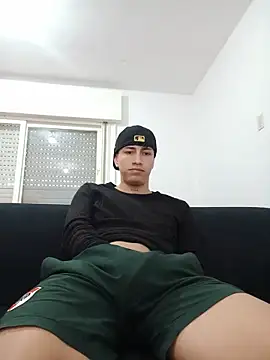 Perseo912 online show from May 19, 2026, 2:46 pm