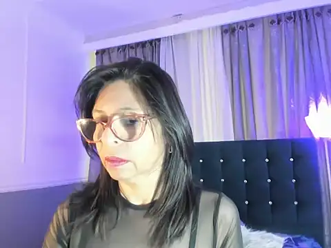Snapshot of lena_gray chatting on May 16, 2026, 12:37 pm lena gray online show from May 16, 2026, 12:37 pm