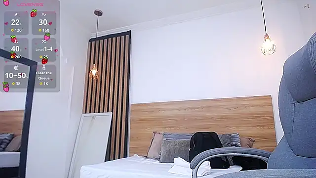 alexa forbes  online show from July 17, 2026, 2:42 am