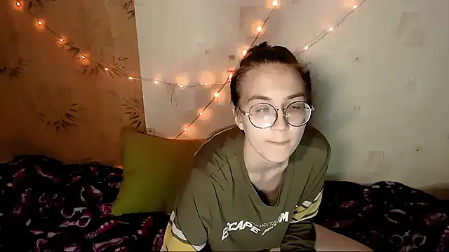 Alessa Kiss online show from May 29, 2026, 3:40 pm