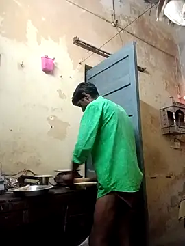 Hot-Parinda200 online show from June 10, 2026, 5:25 pm