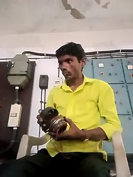 Hot-Parinda200 online show from June 1, 2026, 11:21 am