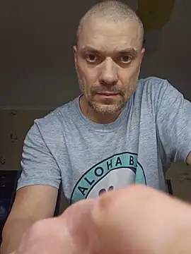 DaddyMarlboro online show from May 15, 2026, 9:24 pm