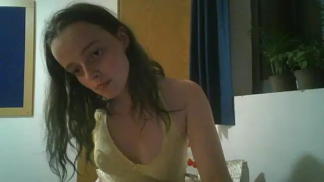 Snapshot of goddesslucyy chatting on May 23, 2026, 10:42 pm goddesslucyy online show from May 23, 2026, 10:42 pm