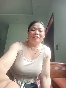 -Lytina- online show from May 16, 2026, 10:36 am