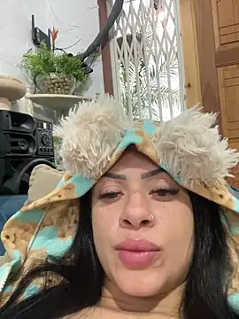 Snapshot of belababyy chatting on July 20, 2026, 12:07 pm belababyy online show from July 20, 2026, 12:07 pm