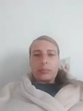 Ramonacoco online show from May 13, 2026, 9:05 am