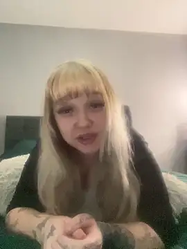 xxcocoaxx26 online show from May 10, 2026, 12:58 am