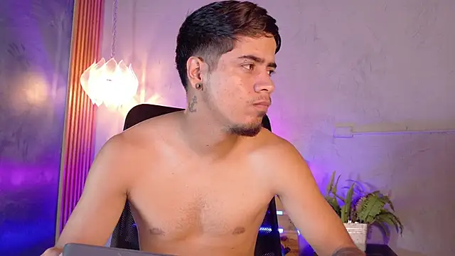 criss hardcock  online show from May 25, 2026, 1:32 pm