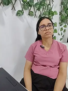 Snapshot of alanahot94 chatting on June 20, 2026, 6:46 pm alanahot94 online show from June 20, 2026, 6:46 pm