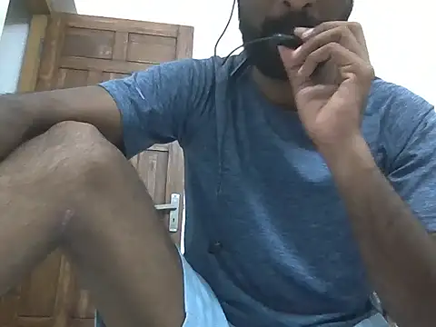 Ijus12 online show from May 8, 2026, 5:50 pm