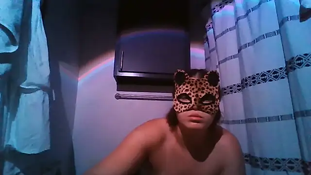 Snapshot of Ivyxoxx chatting on May 8, 2026, 10:24 pm Ivyxoxx online show from May 8, 2026, 10:24 pm